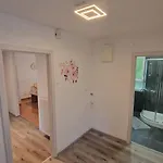 Simona's Place-free Private Parking Appartement *
