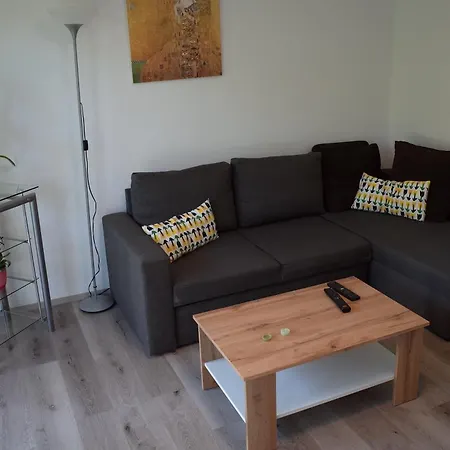 Simona's Place-free Private Parking *