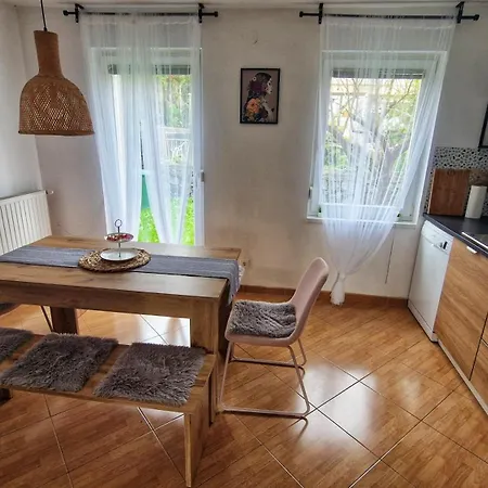 Simona's Place-free Private Parking Любляна