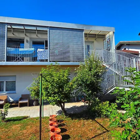 Simona's Place-free Private Parking *
